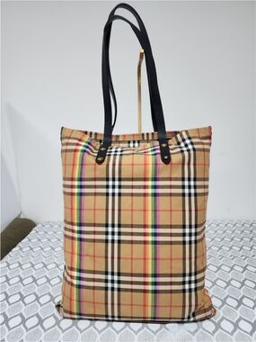 Burberry Rainbow House Check Tote Bag